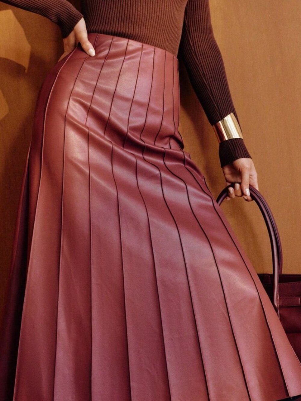 Burgundy Elegant Women's Skirt - Picture 3 of 8